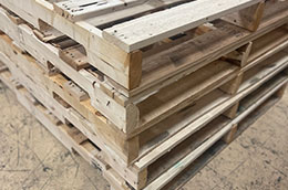 <a href="/custom-combo-pallets/">Custom and Combo Pallets</a>